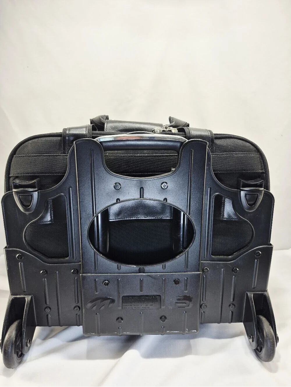 McKlein USA Chicago 15.6' Leather Patented Detachable Wheeled Overnight Luggage